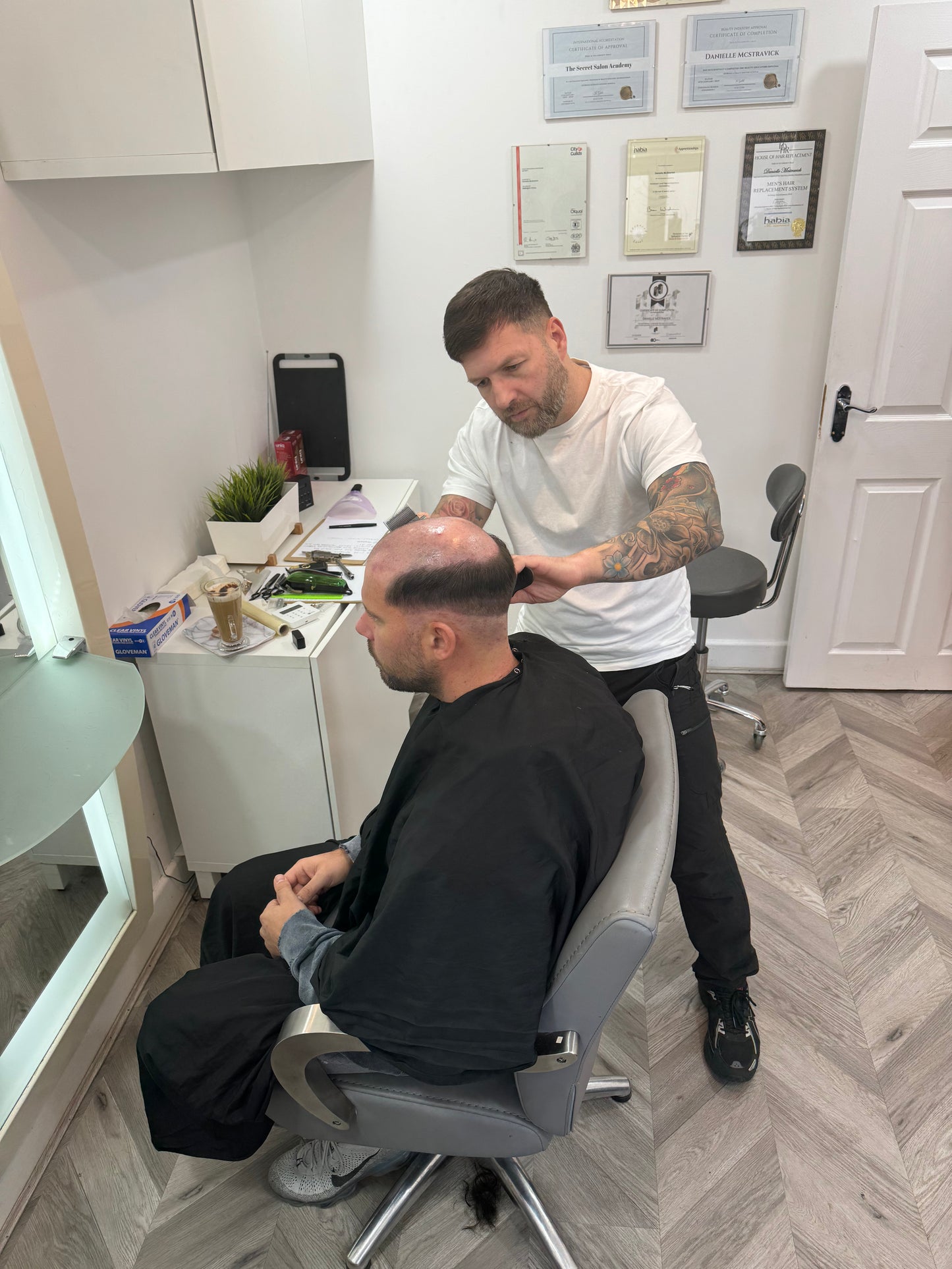 Hair Extension Courses UK,
Hair Loss Courses UK,
Hairtreprenuer in UK,
Online Beginners Hair extension course.
Beginners Hair Extension Course Manchester,