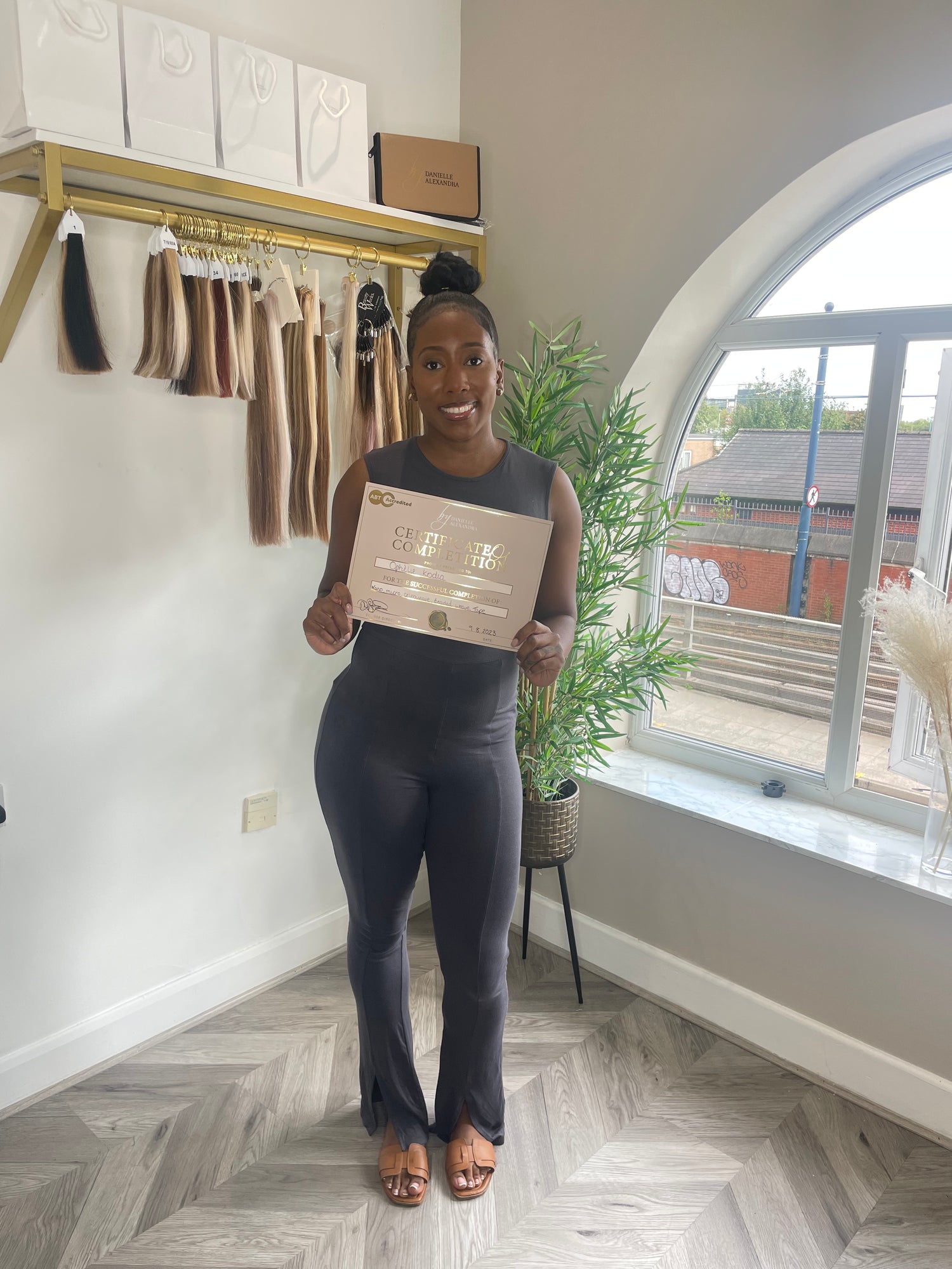 Hair Extension Courses UK,
Hair Loss Courses UK,
Hairtreprenuer in UK,
Online Beginners Hair extension course.
Beginners Hair Extension Course Manchester,