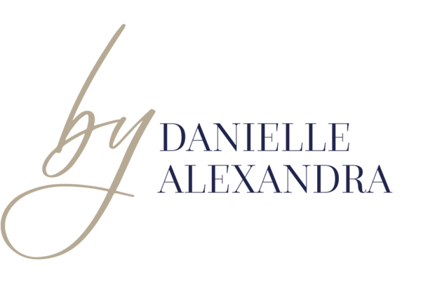 Hair Extension Courses UK,
Hair Loss Courses UK,
Hairtreprenuer in UK,
Online Beginners Hair extension course.
Beginners Hair Extension Course Manchester,